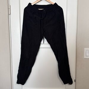 Tamari Black Jogger Pants - Size Small